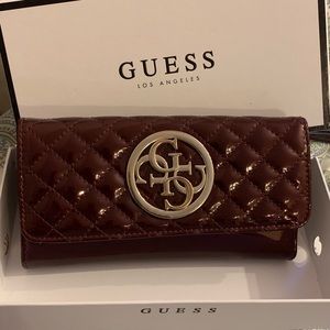 Guess Wallet - EUC